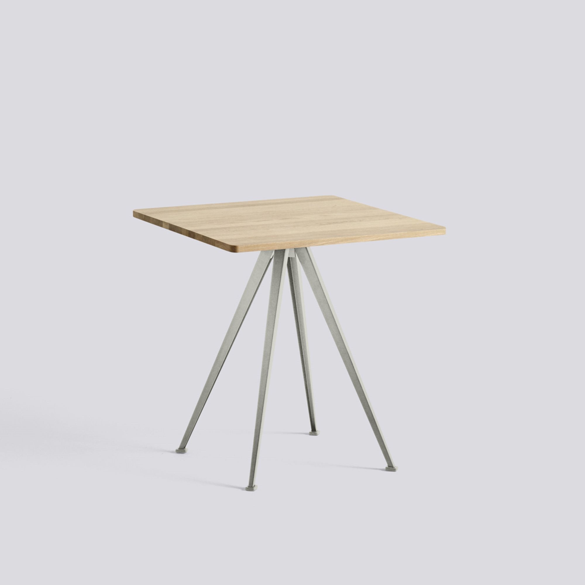 Pyramid Cafe Table 21 - round