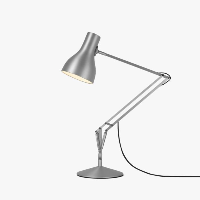 Type 75 Desk Lamp