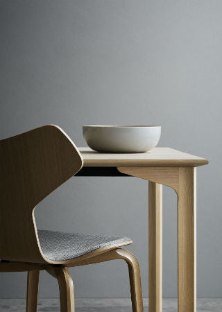 Grand Prix chair timber leg