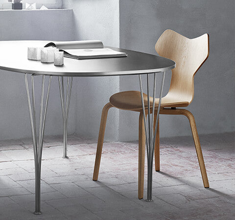 Grand Prix Chair Unupholstered, Wood leg