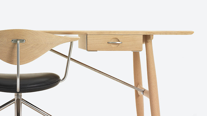PP571/195 Architect's Desk