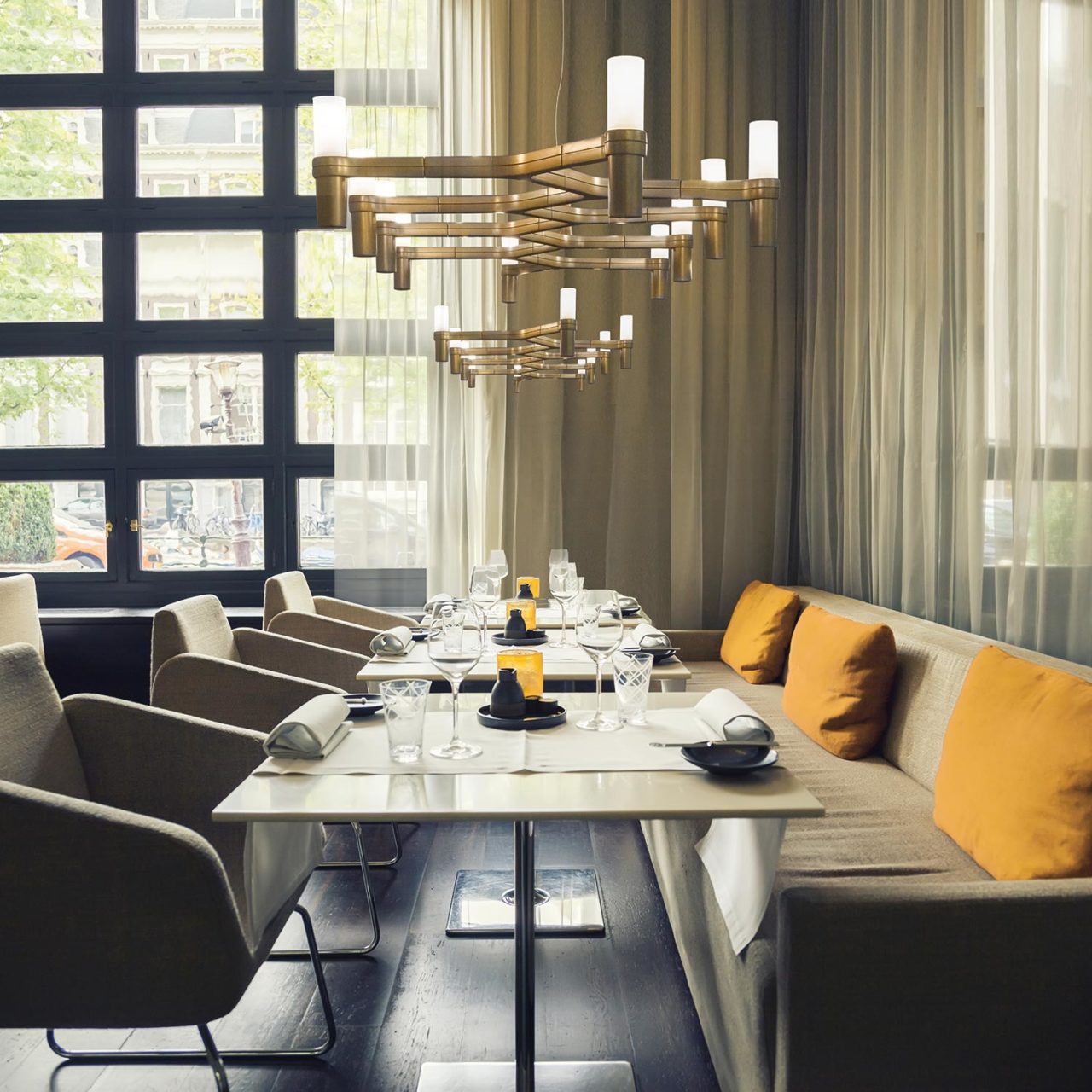 Crown Plana Linea Pendant