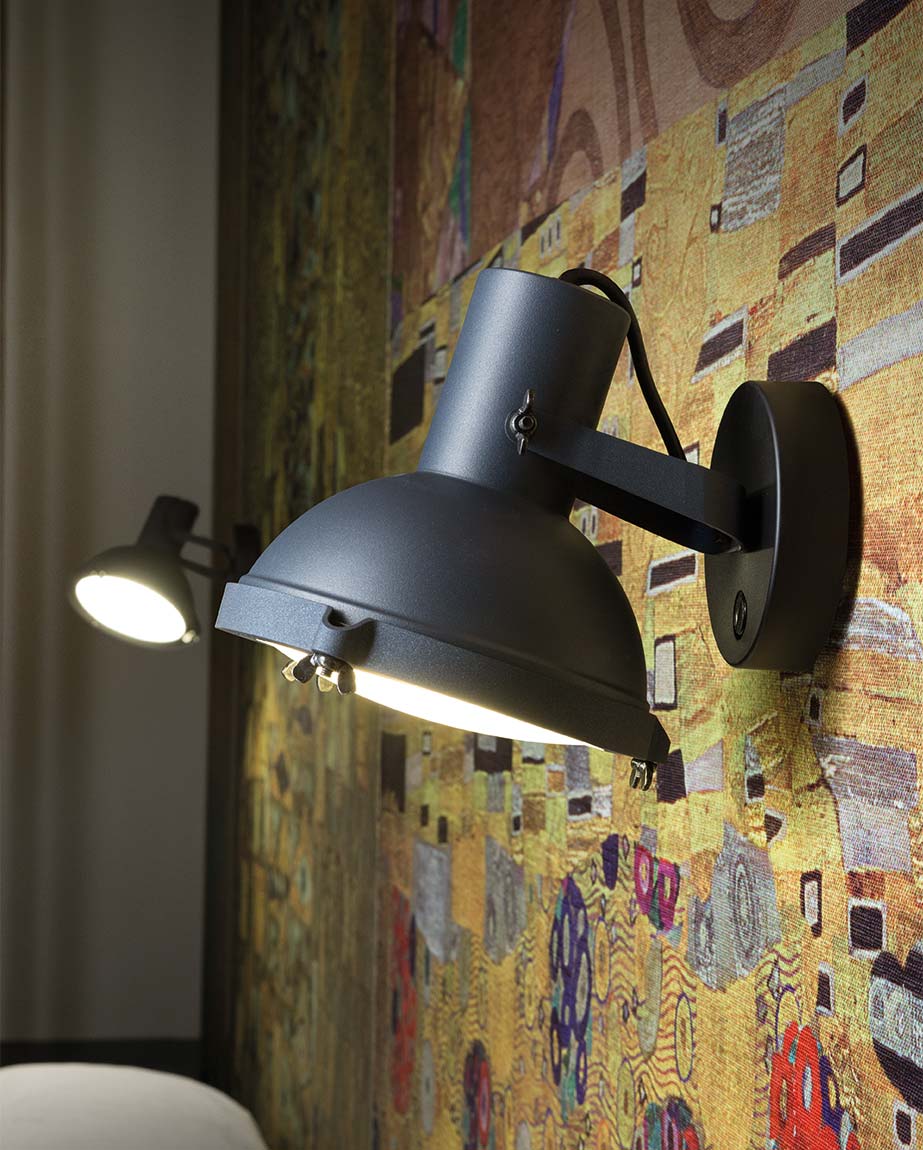 Projecteur 165 Wall/Ceiling Lamp