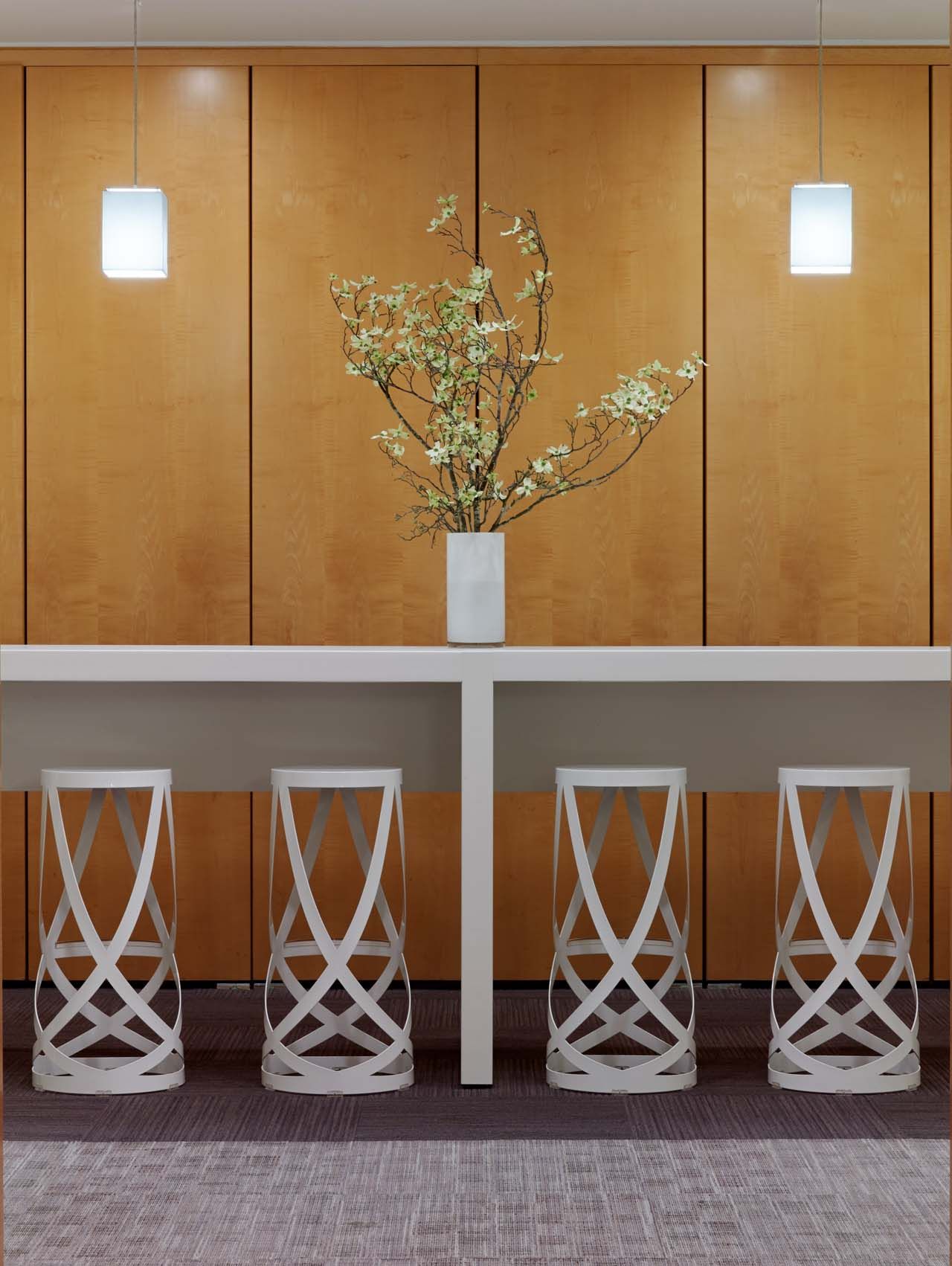 Ribbon high stool 77cm