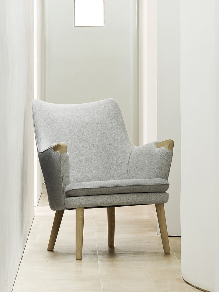 CH71 Armchair (Excl. Cushion)