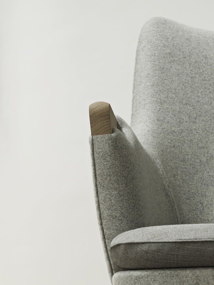 CH71 Armchair (Excl. Cushion)