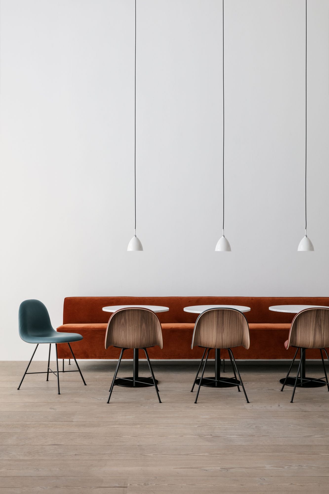 Modern Line Dining Sofa - 71x165x74 cm