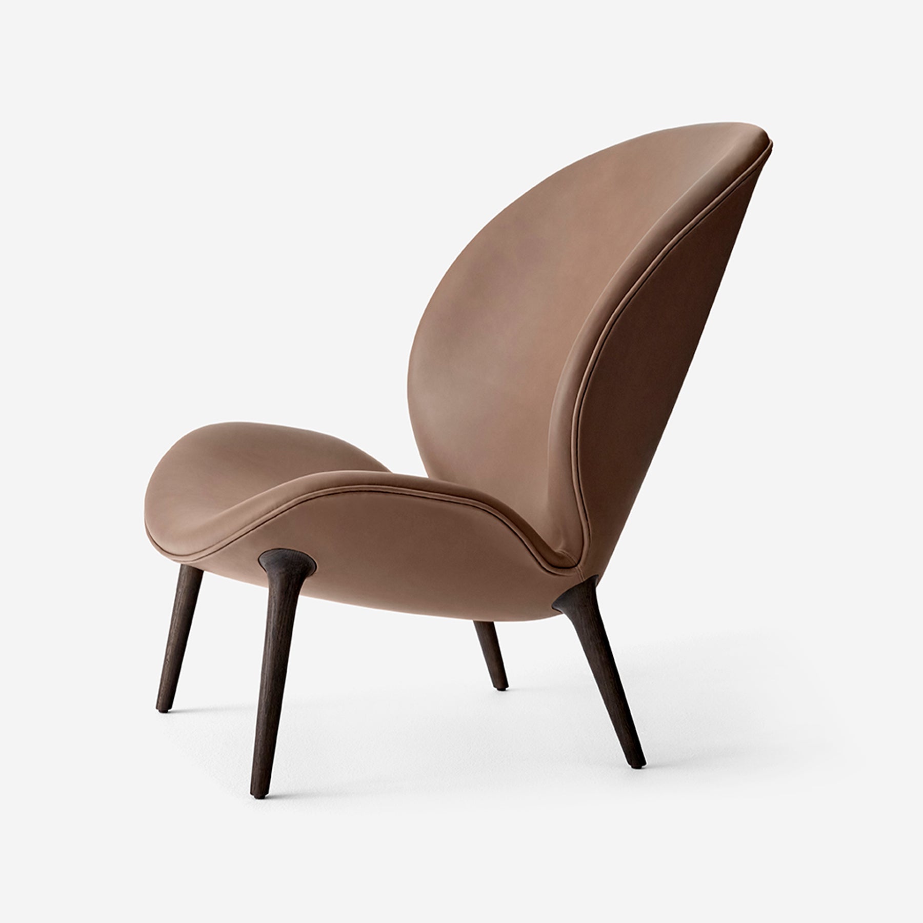 Vipp466 Lodge Easy Chair