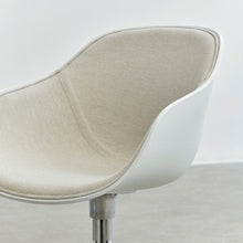 About A Chair AAC220 - Front Upholstery Polished Eco