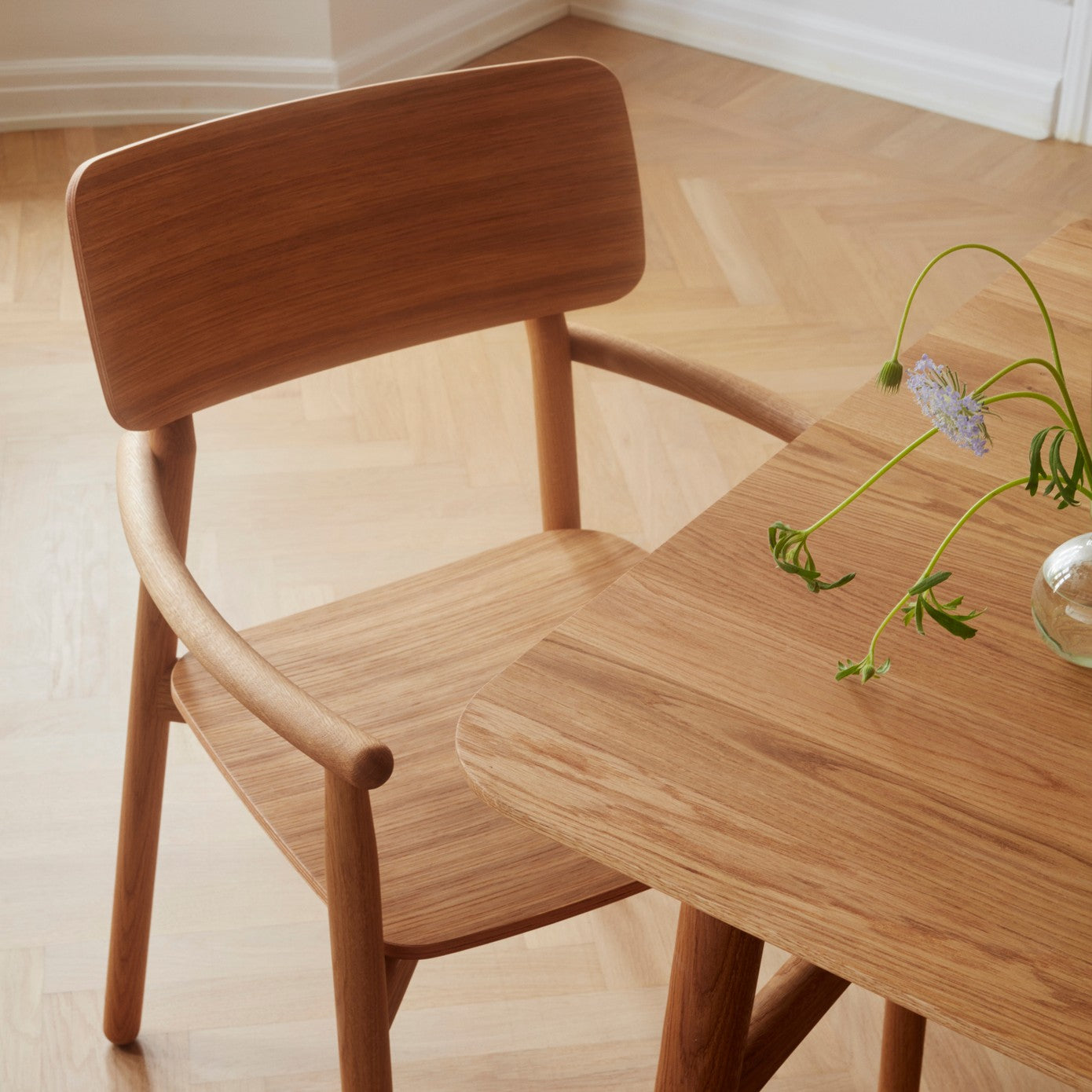 Hven Armchair Oil Oak