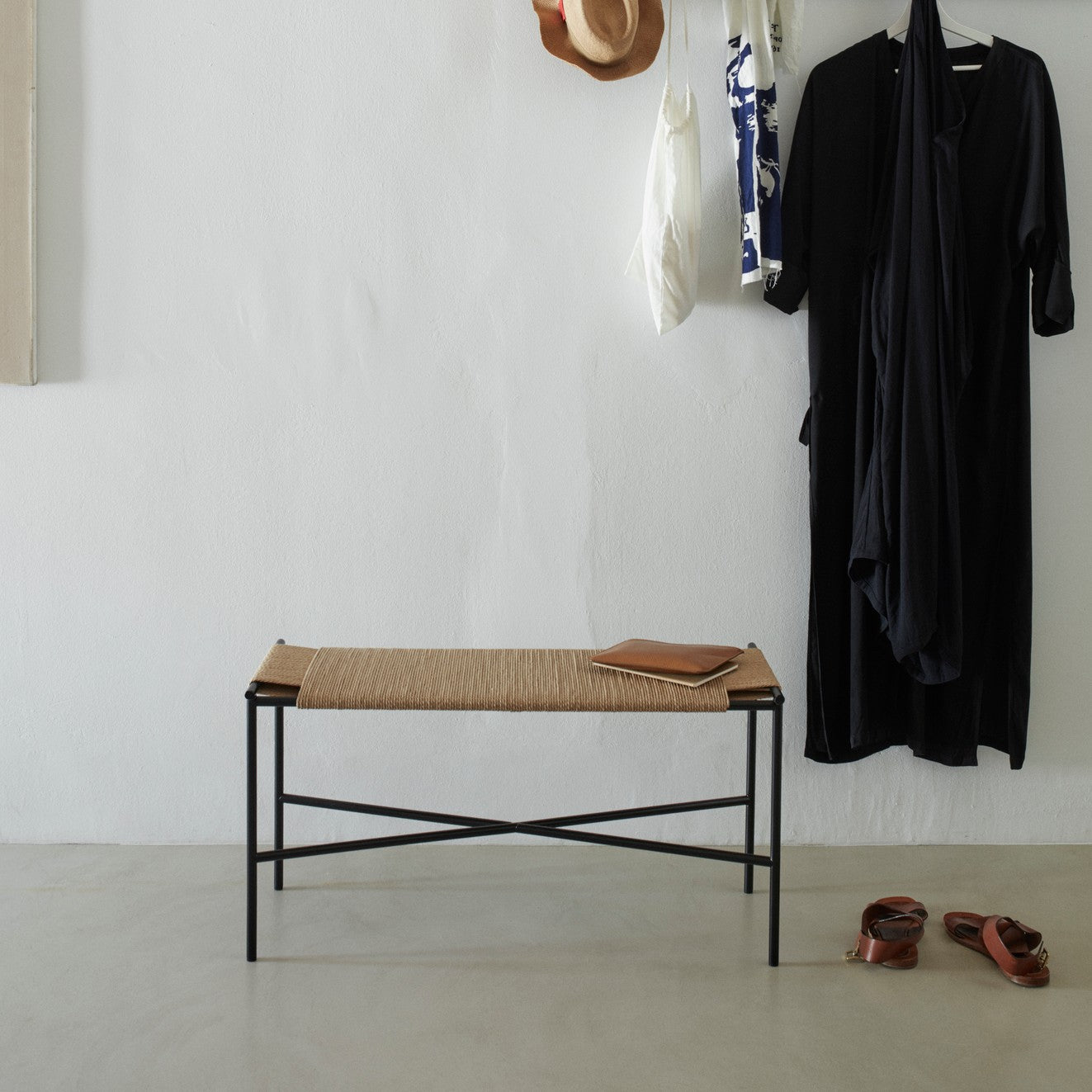 Vent Bench Steel / Black