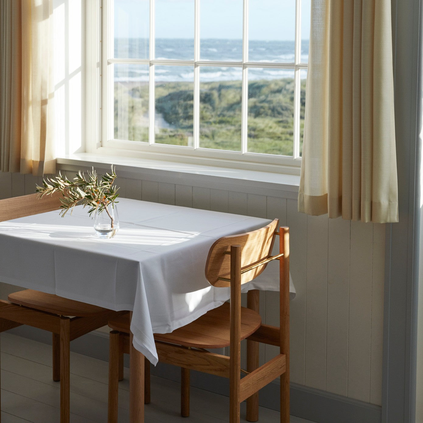 Vester Chair Oiled Oak/Brass