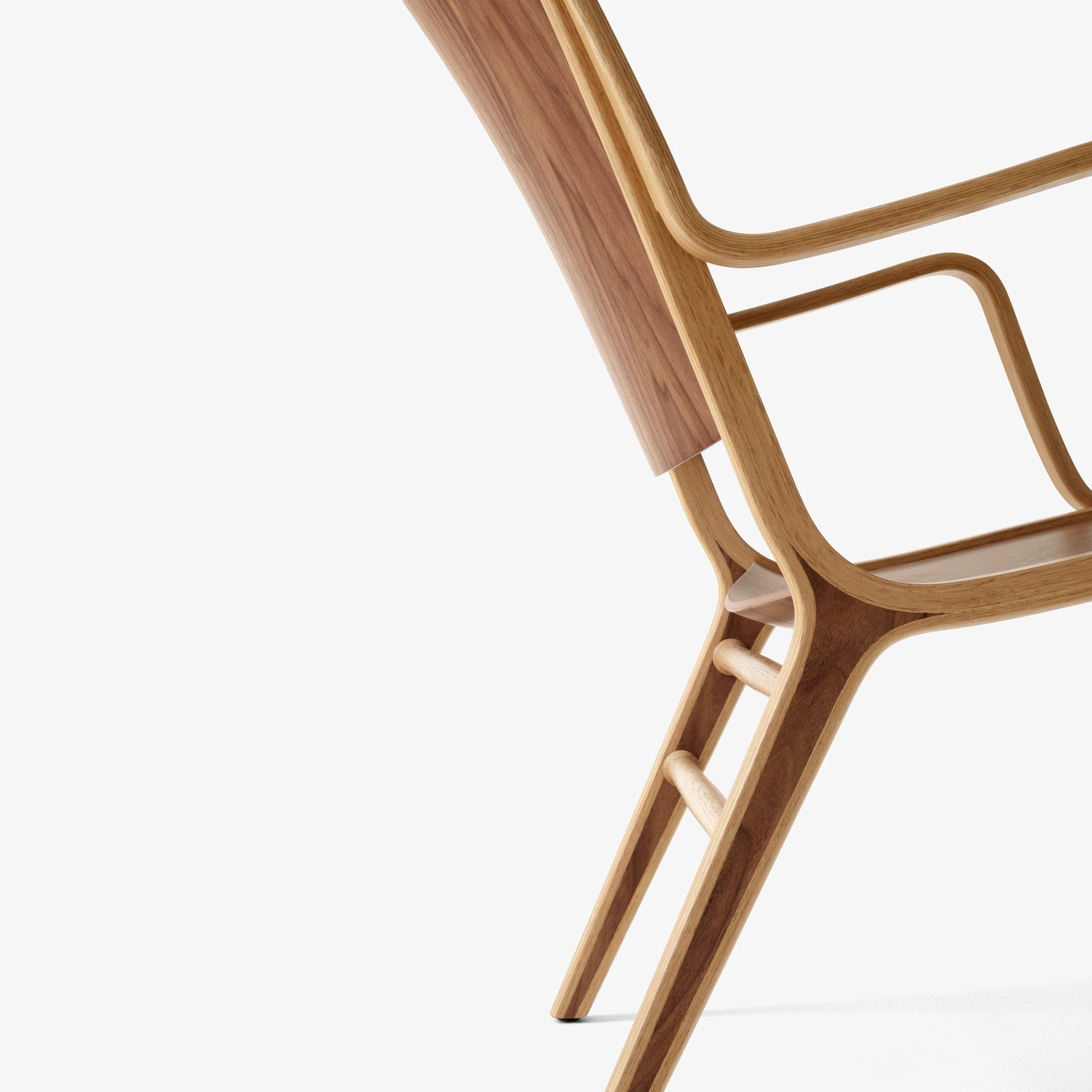 AX Lounge Chair HM11, With Armrest