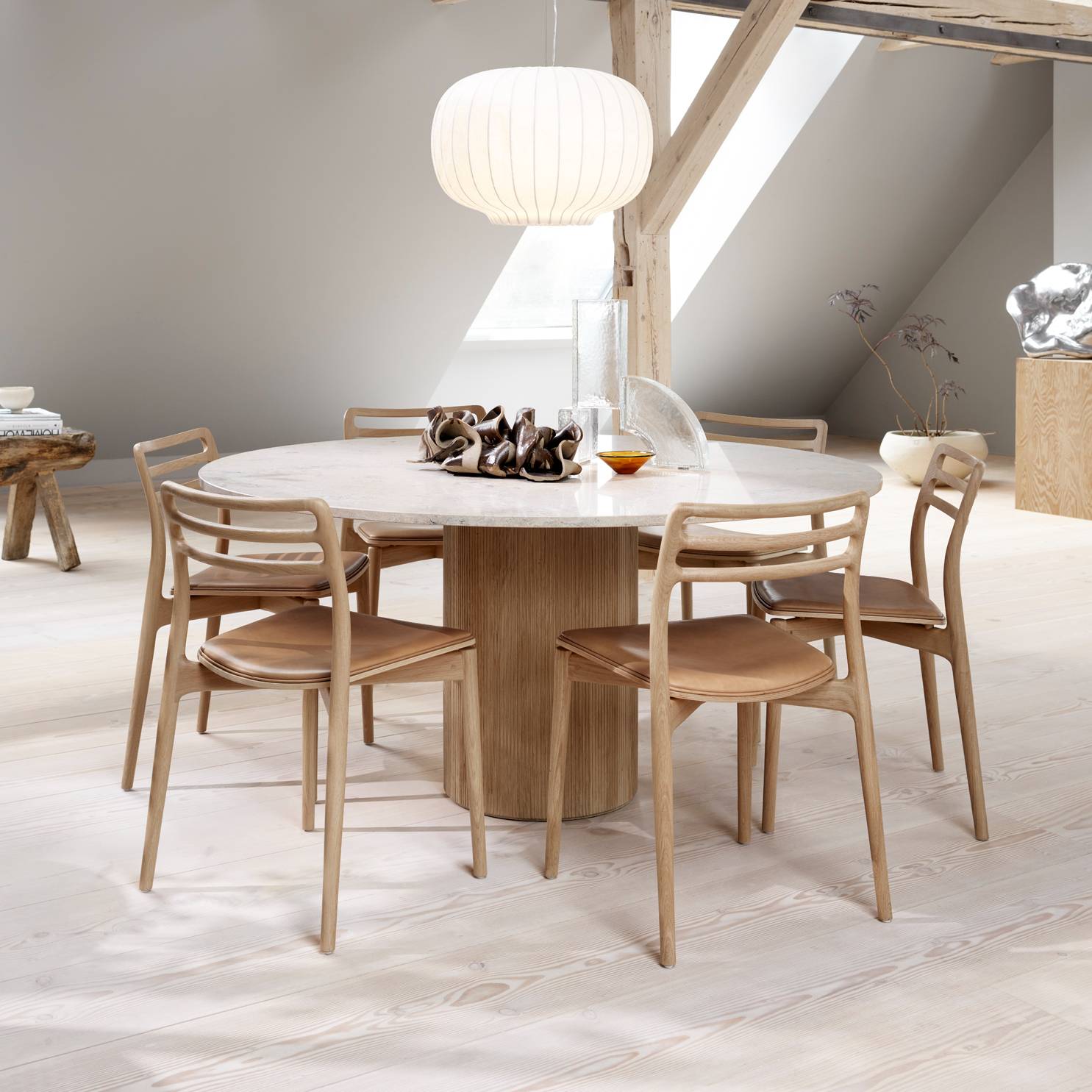 Vipp495 Cabin Round 150cm Jura Light Oak