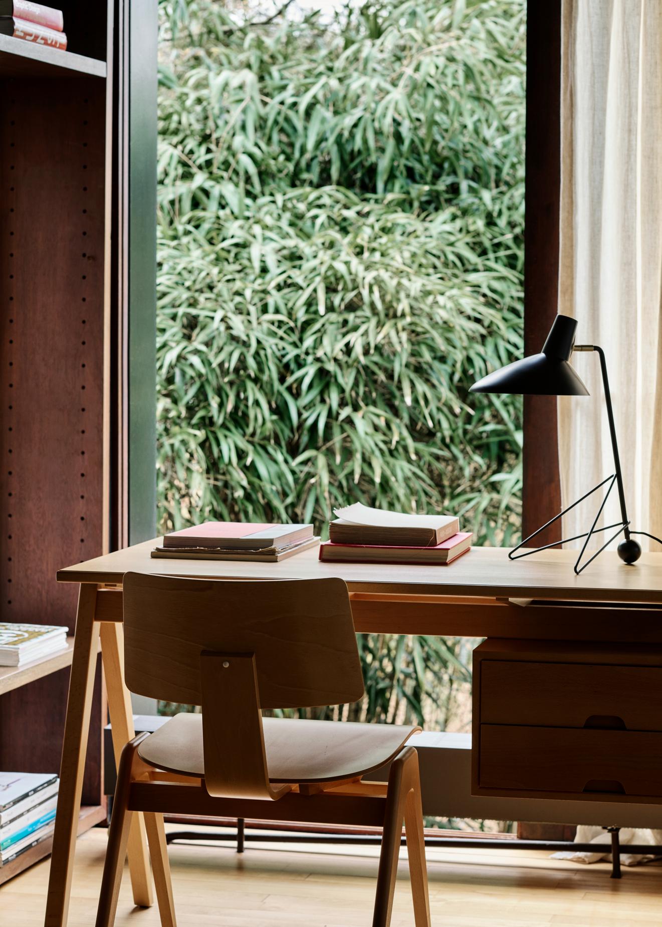 Daystak Desk