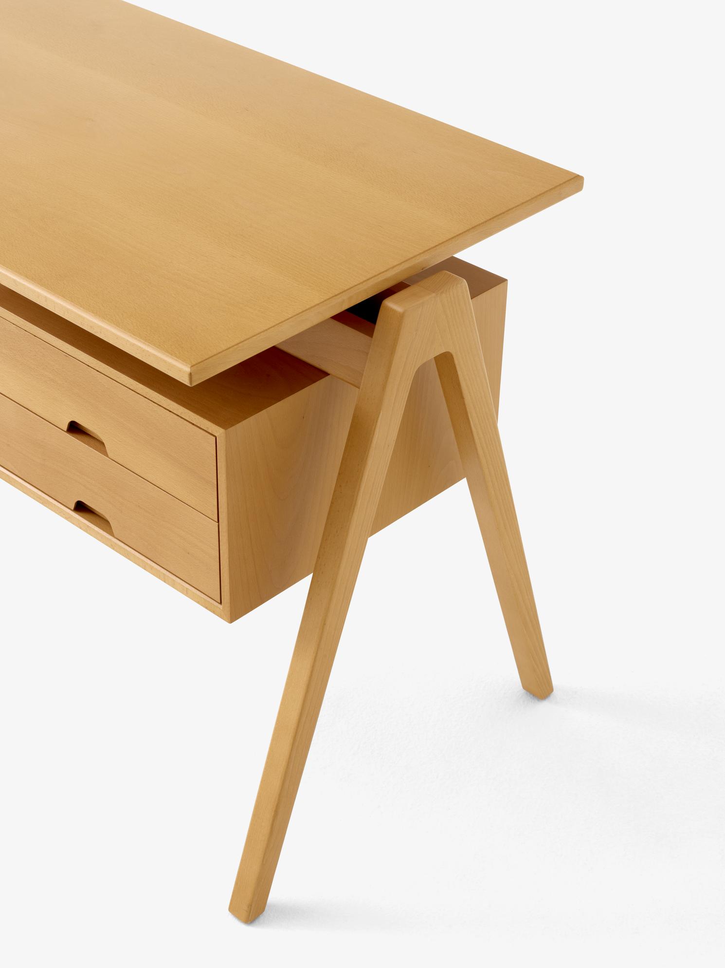 Daystak Desk