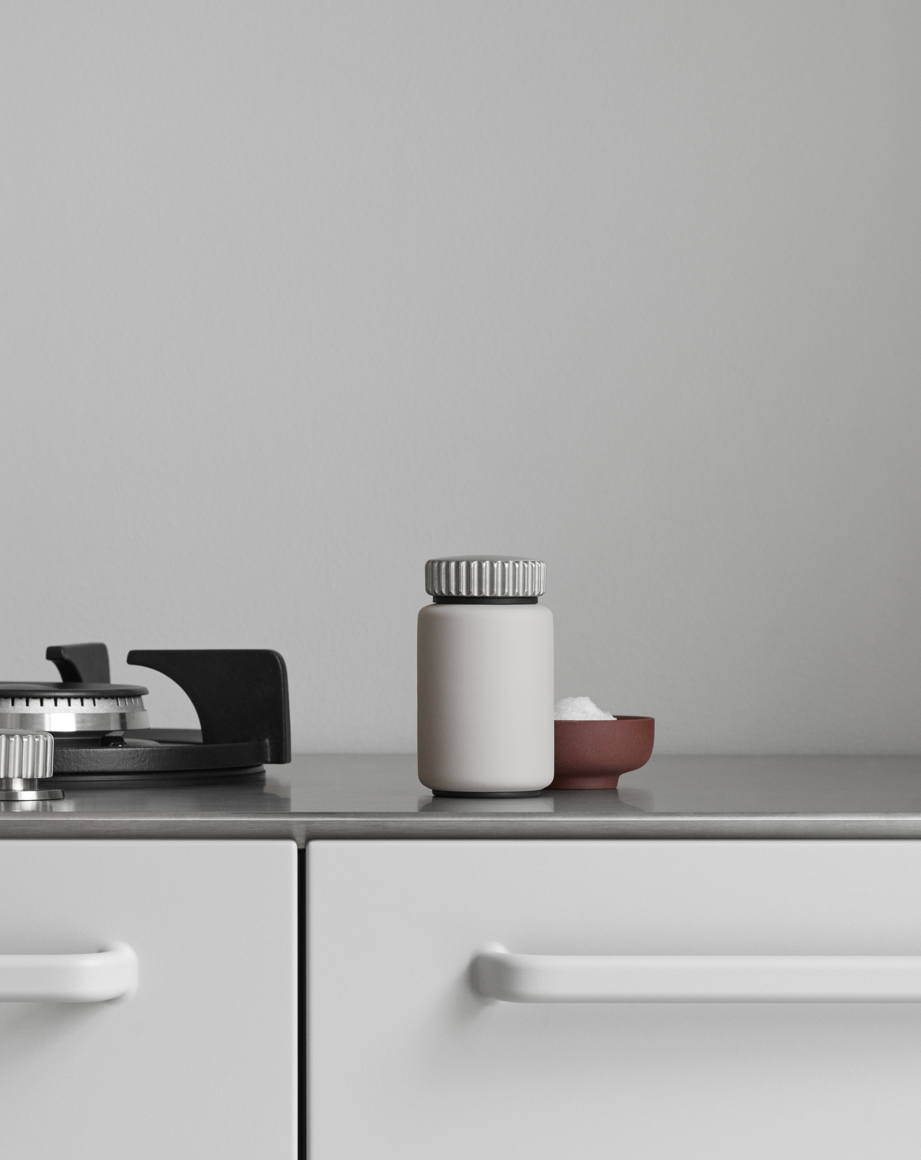 Vipp263, Salt and Pepper Set