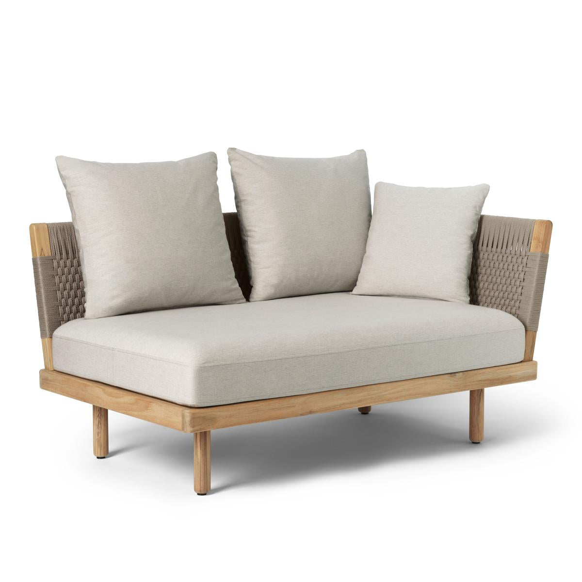 E511 Embrace Outdoor Lounge with Arm