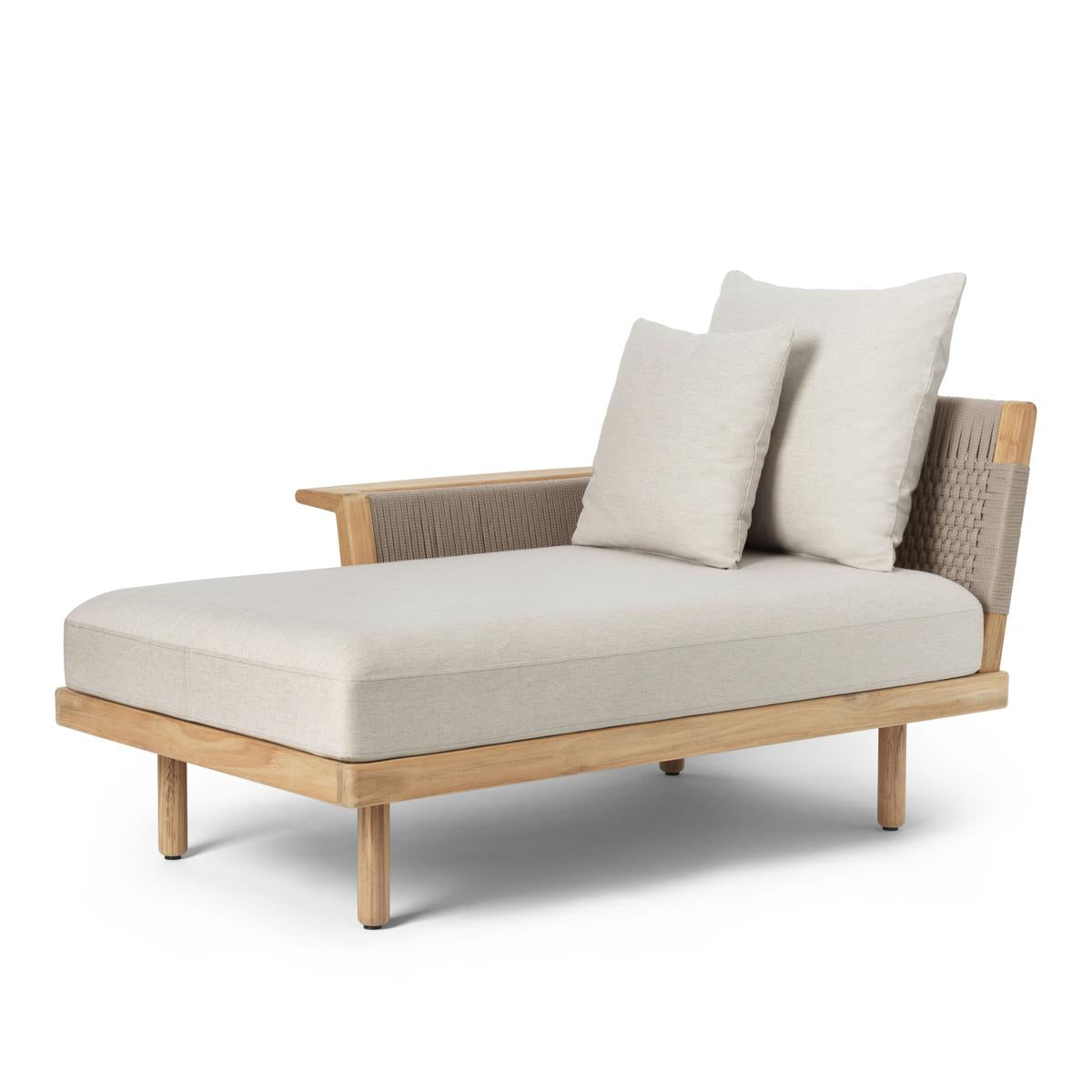 E540 Embrace Outdoor Lounge w. Arm- Teak
