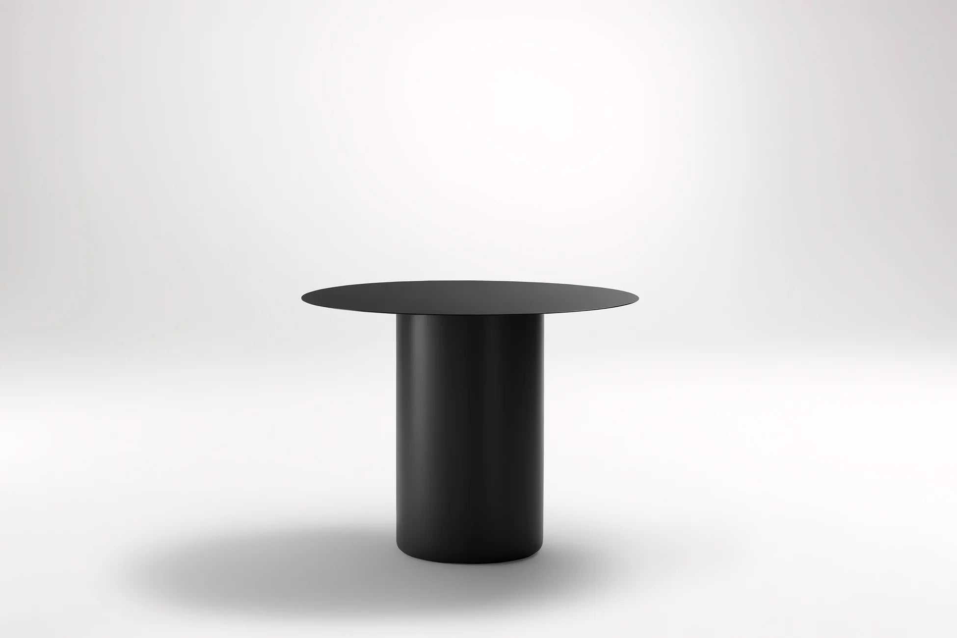 Sequence Round Bar Table - Indoor