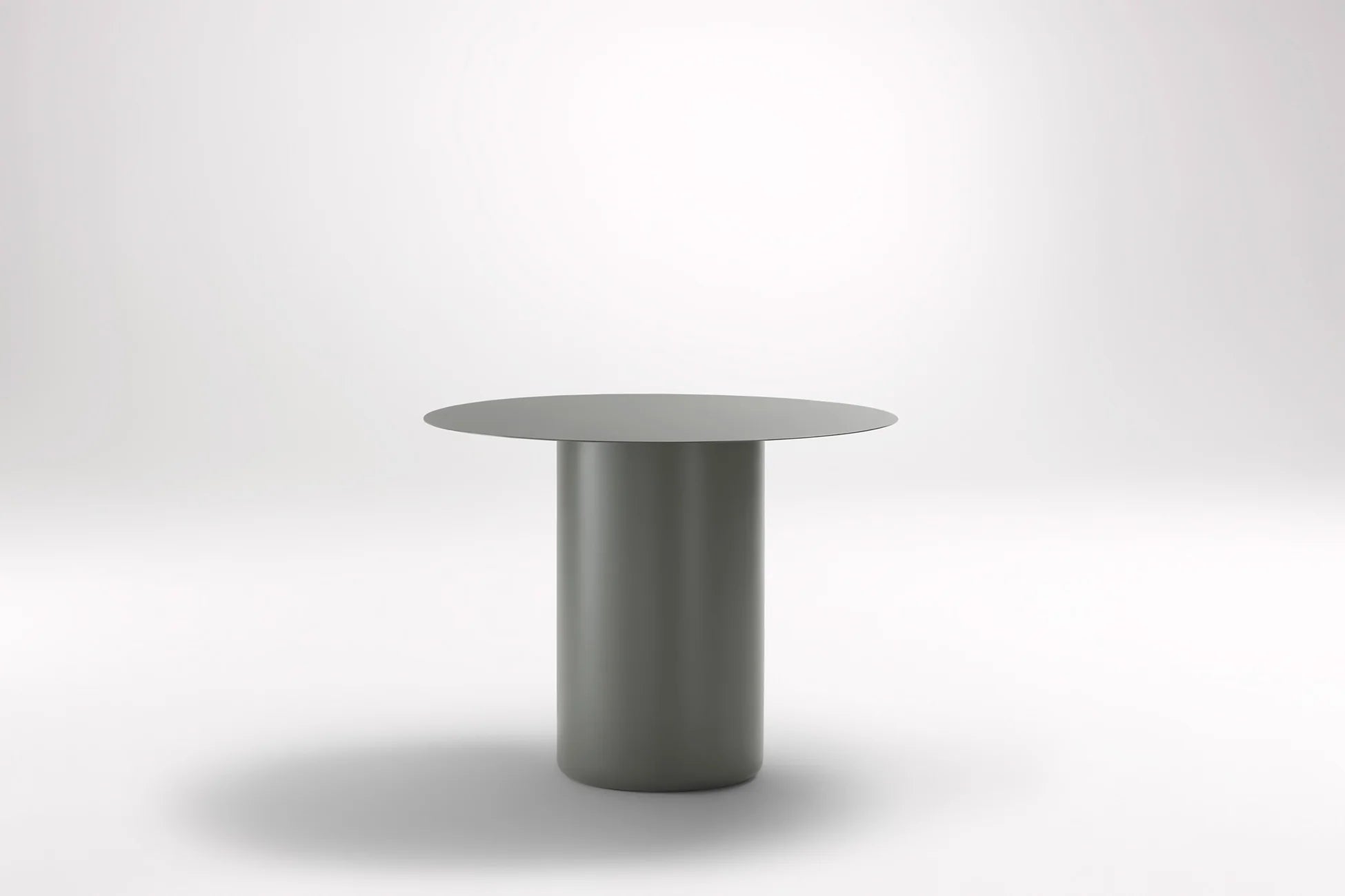 Sequence Round Bar Table Indoor