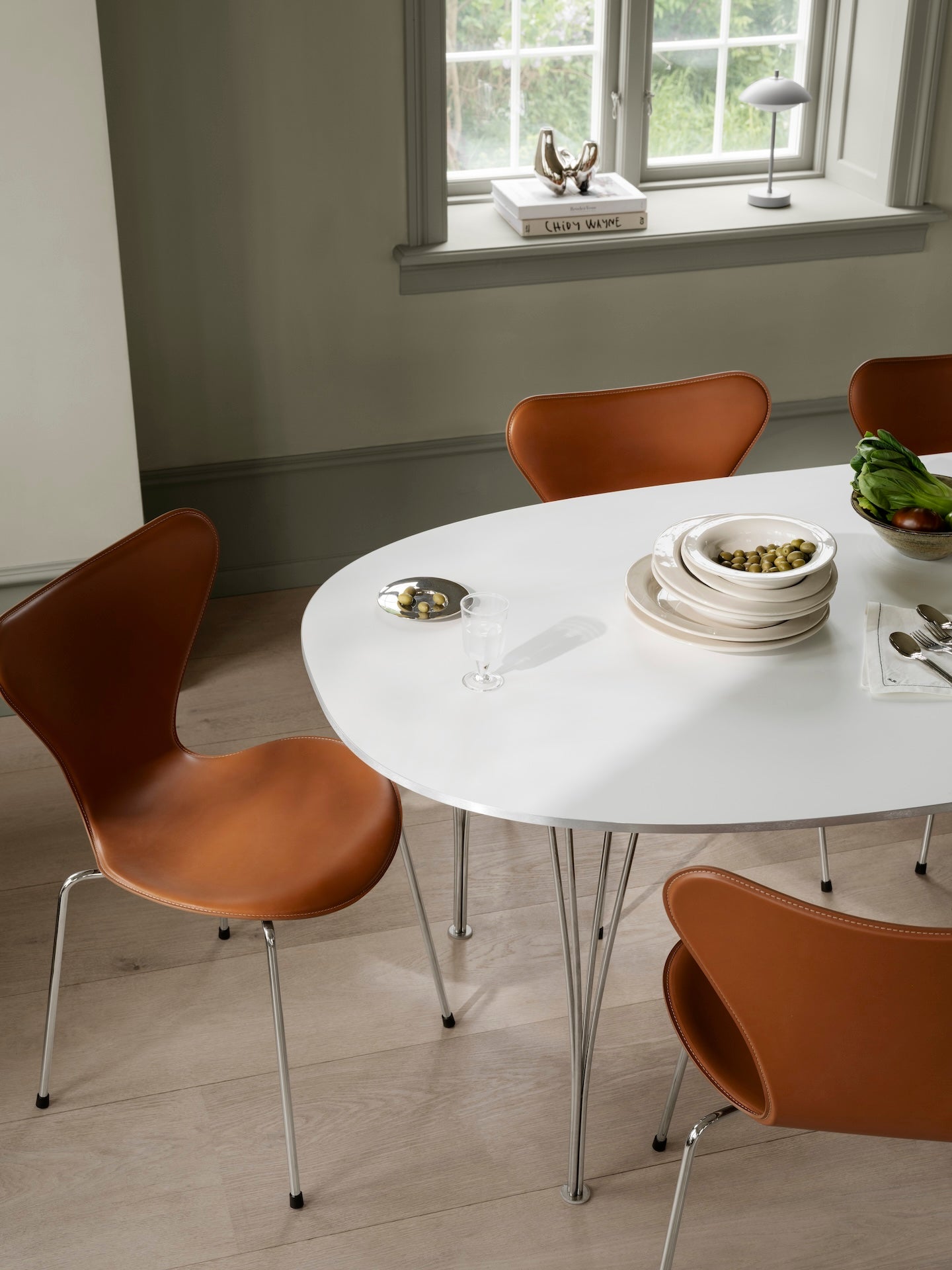 Series 7 Tailored Chair, Brown/Chromed