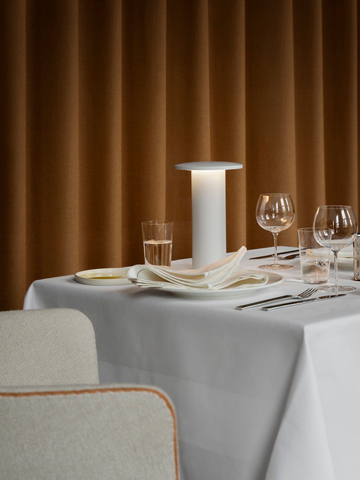 Solae Portable Lamp - White