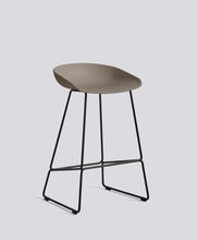 AAS38 Stool - Bar Height