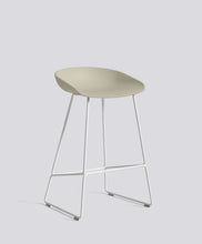 AAS38 Stool - Bar Height
