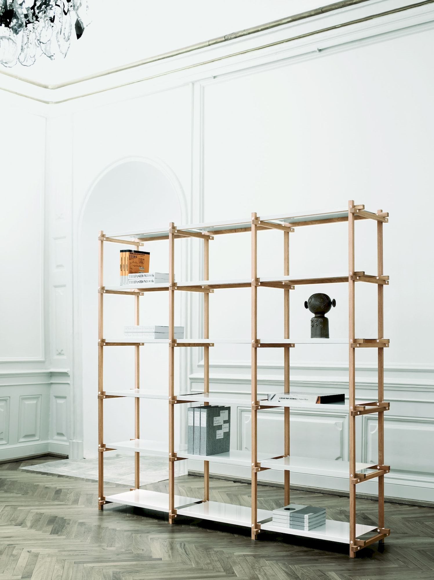 Woody Shelf Unit - High