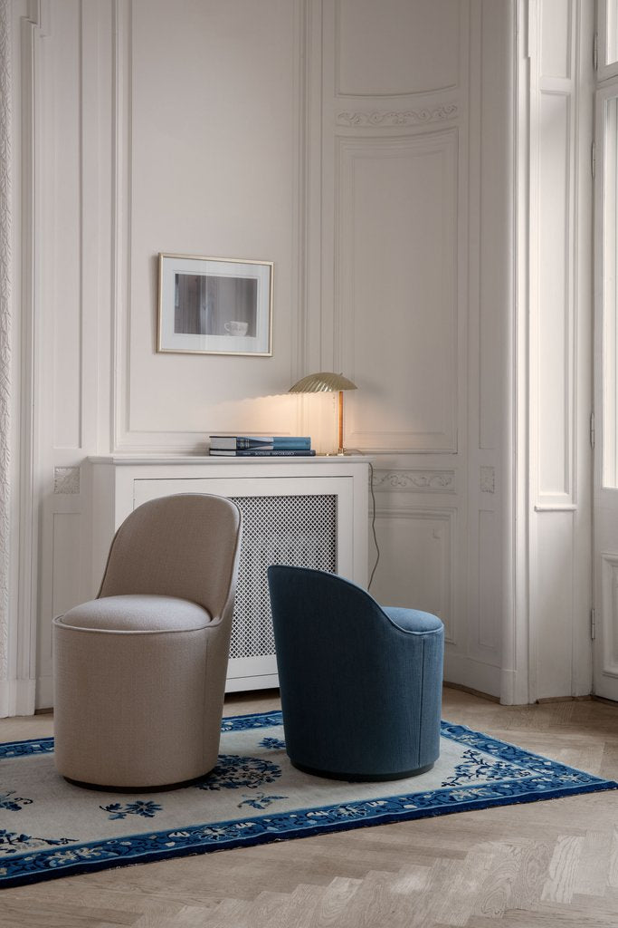 Tail Dining Chair - Low Back, Black