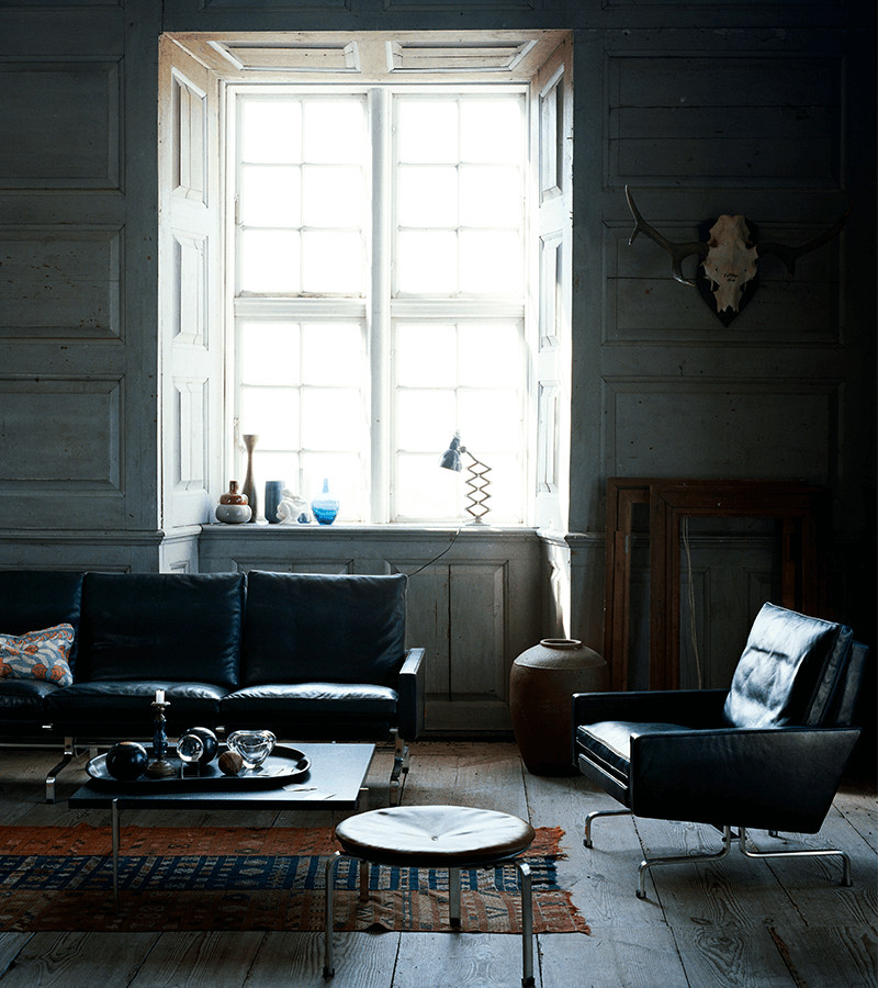 PK31 Lounge Chair