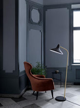 G10 Floor Lamp