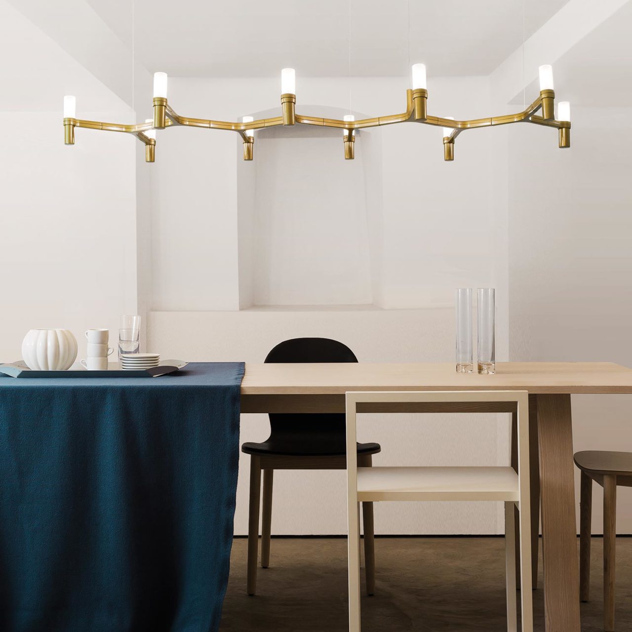 Crown Plana Linea Pendant Light