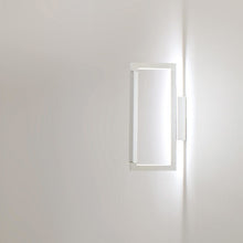 Spigolo Wall Lamp