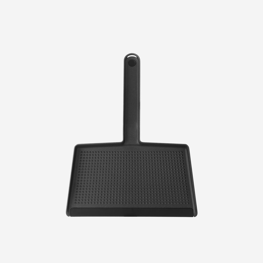 Vipp274 Broom and Dustpan - Black