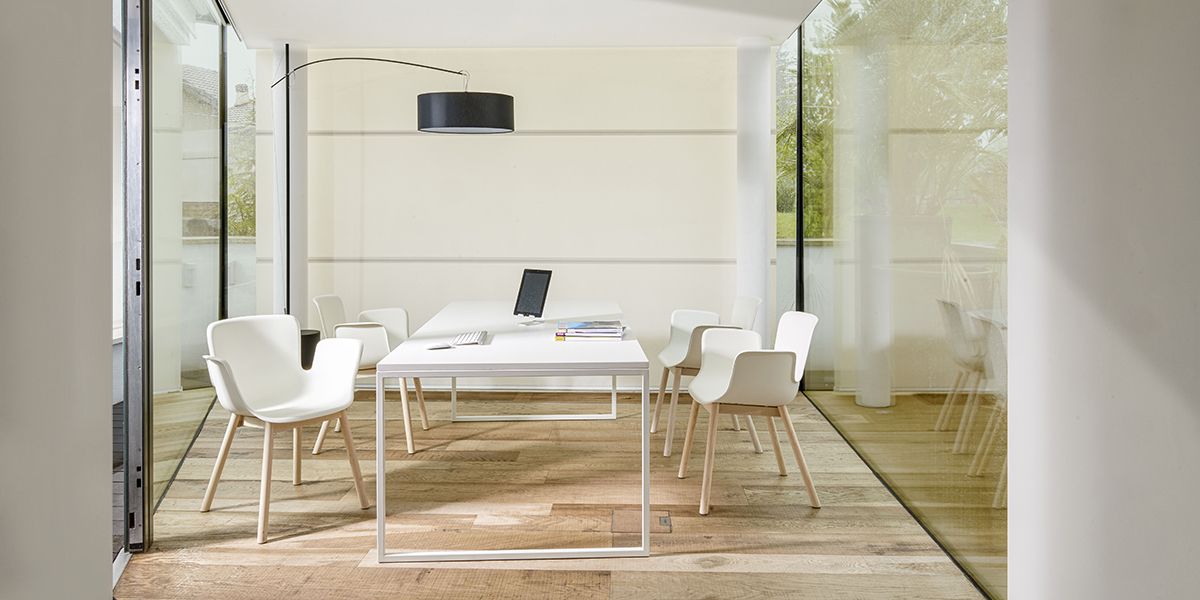 Juli Plastic Armchair 4-spoke base