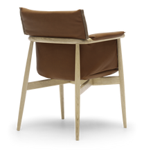 Embrace Chair