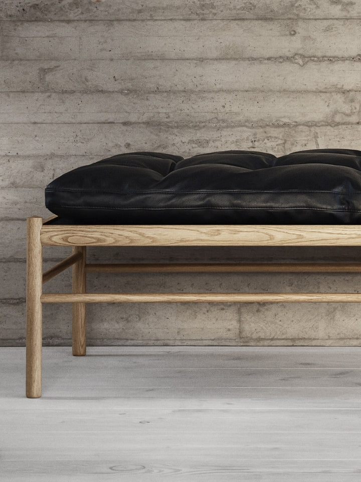 OW150 Daybed