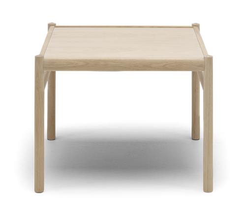 OW449 Colonial table