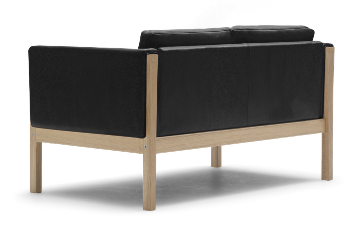 CH162 - 2 Seat Sofa (For Oak Base)