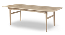 CH327 248 x 95cm Table