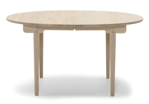 CH337 Table 140 x 115cm
