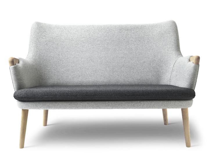 CH72 Sofa