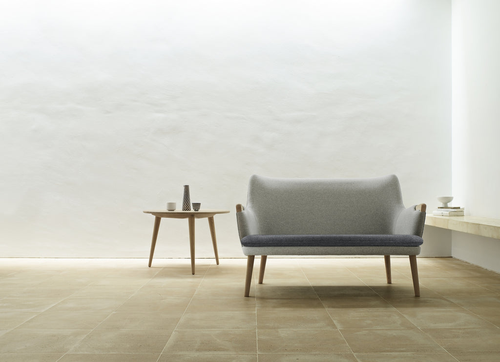CH72 Sofa (Excl. Cushion)