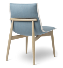 E004 Embrace Chair