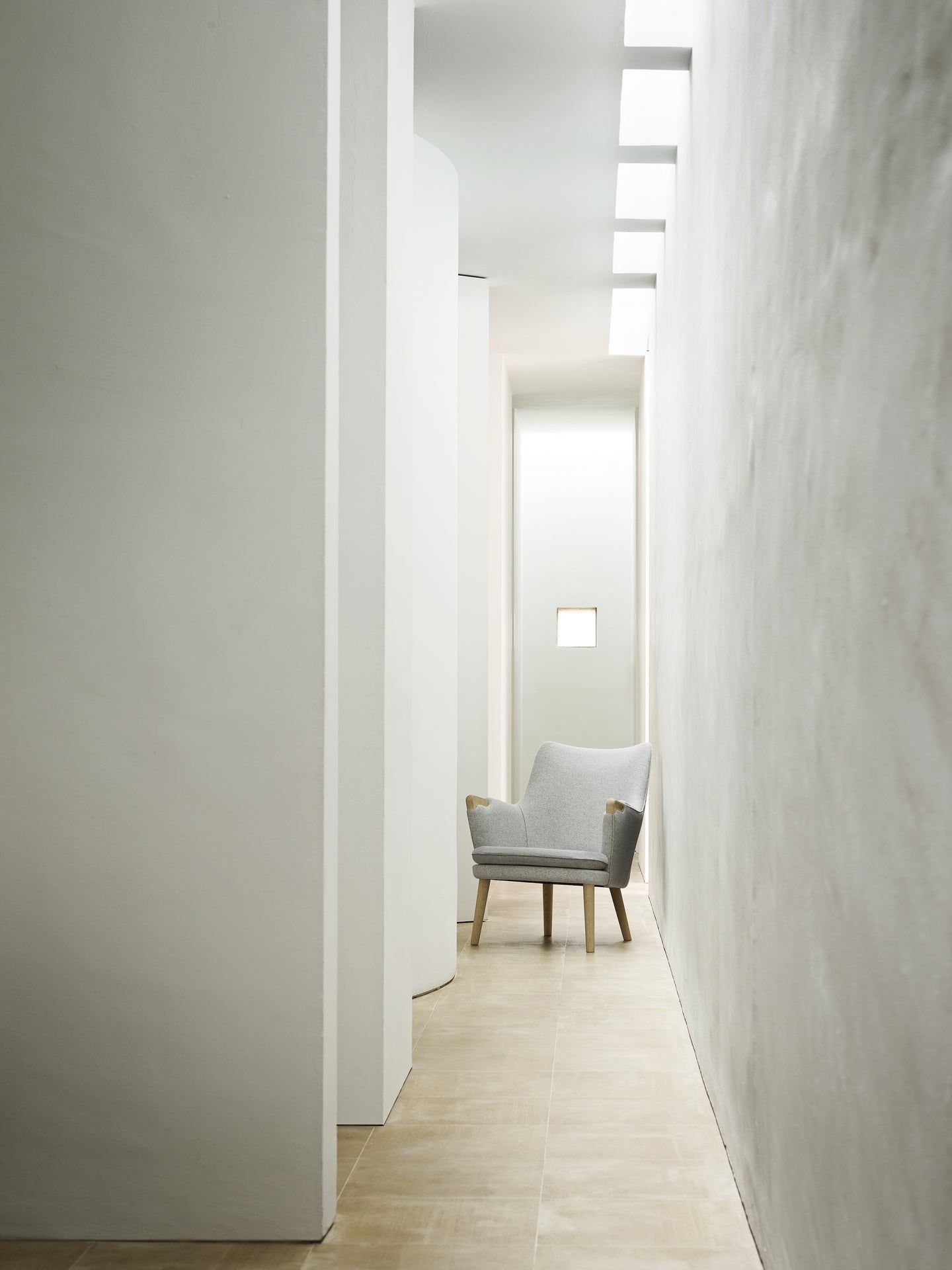 CH71 Armchair (Excl. Cushion)