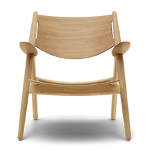 CH28T Easy Chair, unupholstered