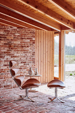 EJ5 Corona Footstool