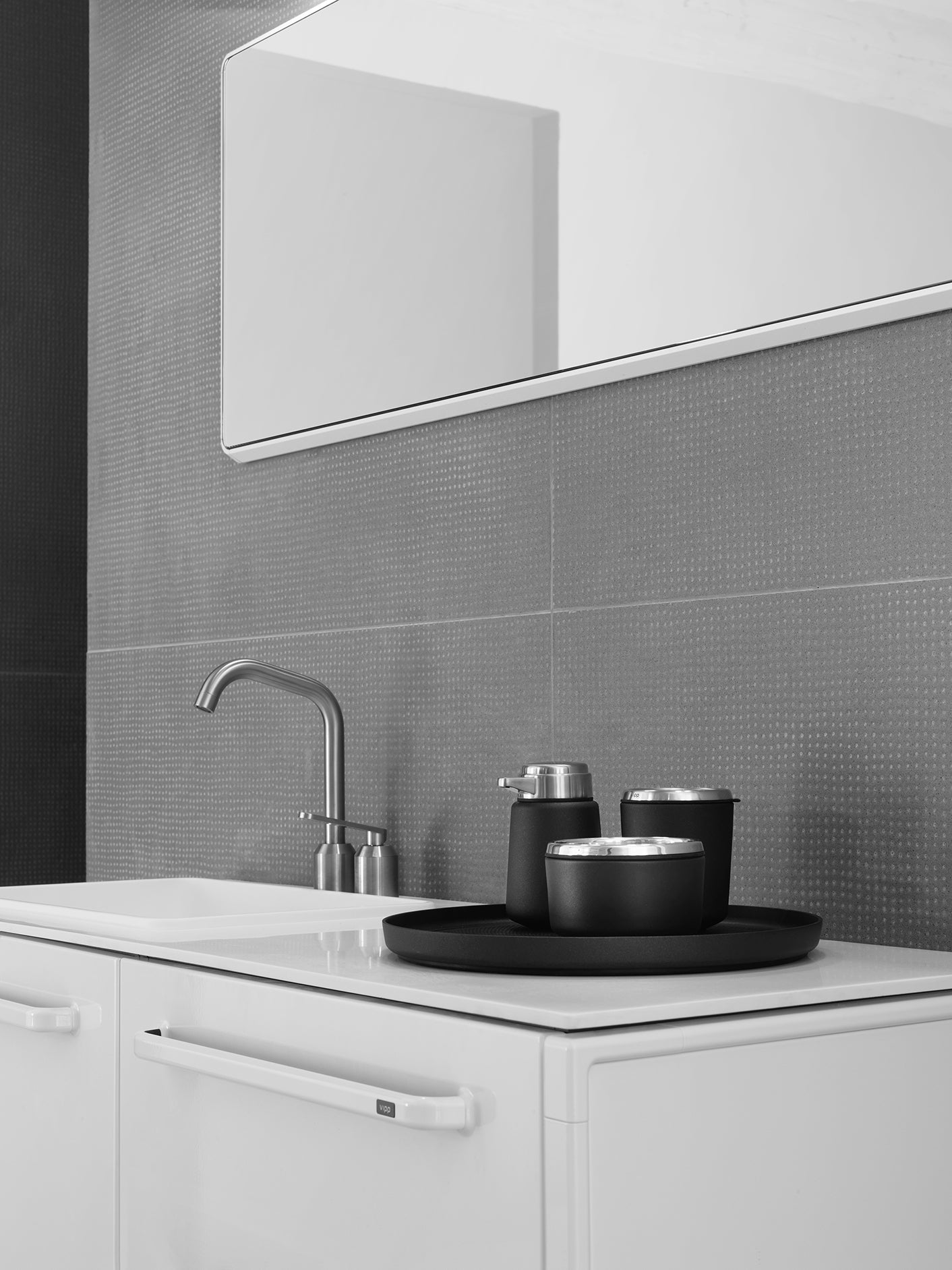 Vipp10 Container Black